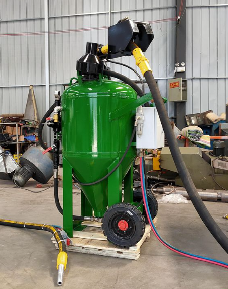 伊犁移动式喷砂机 户外施工效率翻倍